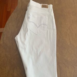 Levi’s 512 perfectly slimming ankle jeans